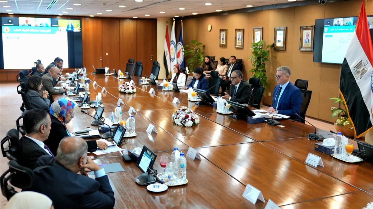 258b1d40-2a0c-495d-ac16-f58bb4f596f6