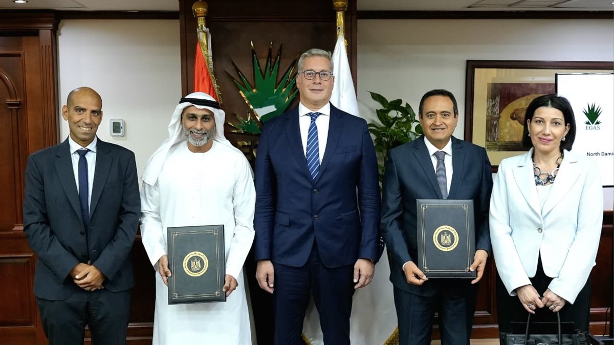 19e18ecd-c2e2-43d9-9940-9f1b66a878bc