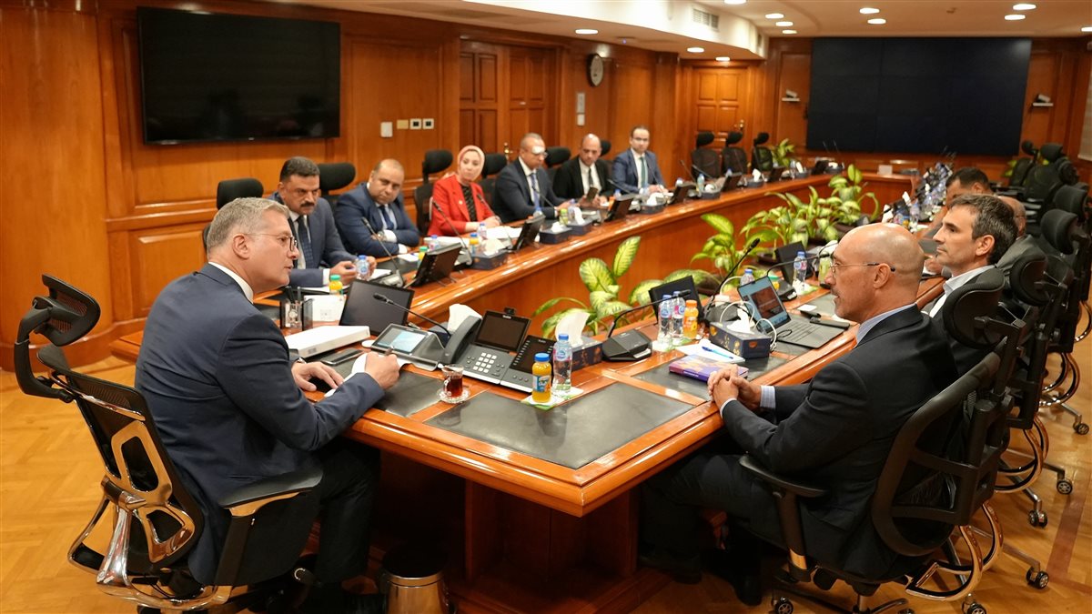 edb0fdd8-efbd-456d-add1-43df5f99012c