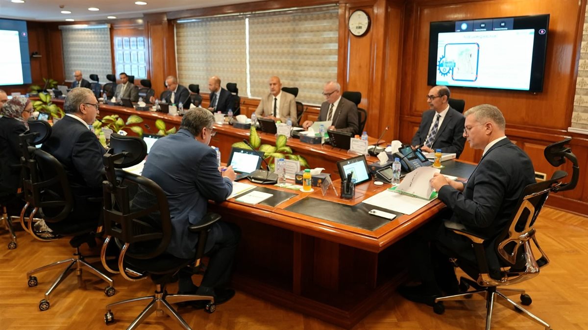 fc93da7e-e16e-4064-8c6b-1426819781ec