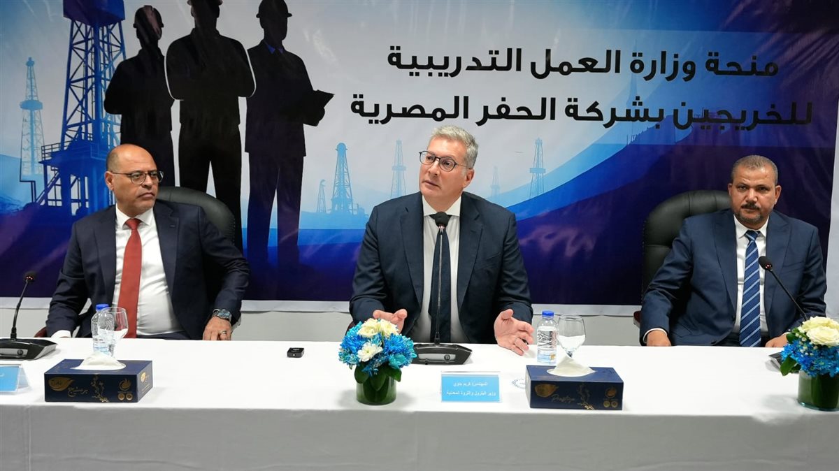 fc53245e-aa0e-4b74-830a-aaa8b773baf5