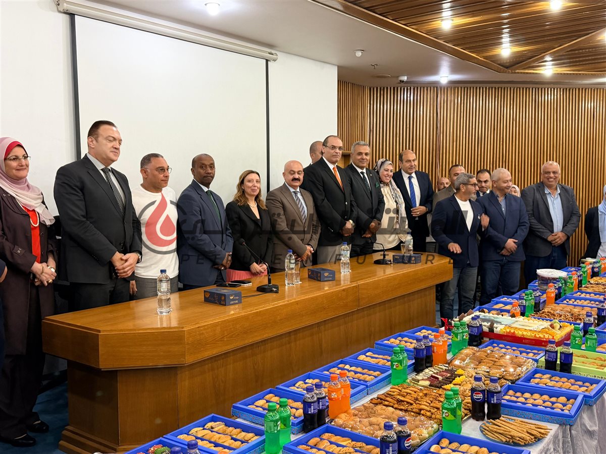 963cb559-e8c9-4dee-85e5-538c7cea4b44