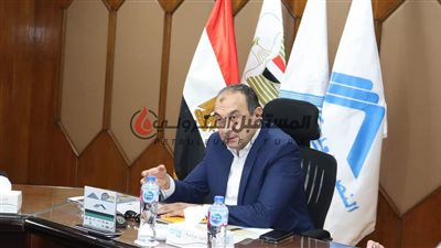 وزير قطاع الأعمال العام يتابع تنفيذ خطط العمل وموقف مشروعات شركات المقاولات والتطوير العقاري 
