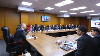 وزير البترول: الاستثمار فى التعدين مرتبط بتطبيق معايير السلامة والصحة المهنية