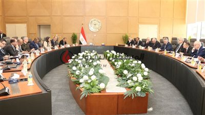 وزير الكهرباء يؤكد أهمية الالتزام بمخطط العمل والجداول الزمنية لمشروع محطة الضبعة النووية