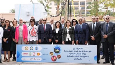 البترول ينجح في حماية الشعاب المرجانية بمناطق إرساء المراكب بالغردقة