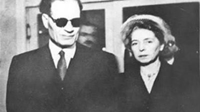 سوزان..السيدة التي أنارت طريق عميد الأدب العربي