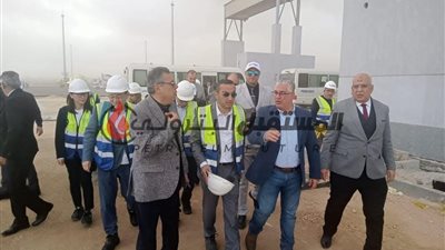 رئيس اقتصادية قناة السويس يتفقد ميناء غرب بورسعيد ومنطقة شرق بورسعيد المتكاملة
