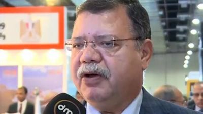 حمدي عبدالعزيز..الغائب بعد 40 سنة حضور