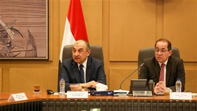 وزيرا قطاع الأعمال العام والمالية يبحثان تعزيز التعاون في الملفات المشتركة وفض التشابكات المالية