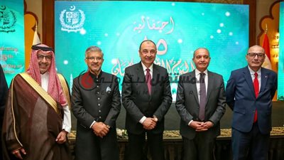 وزير قطاع الاعمال يشهد احتفال سفارة باكستان بالقاهرة باليوم الوطني الـ85