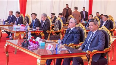 رئيس اقتصادية قناة السويس يضع حجر أساس مشروع “بيفار