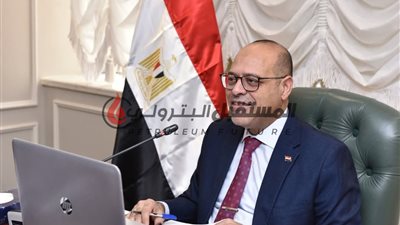 وزير العمل يُعلن بدء التقديم في مِنح مجانية للتدريب على 28 مِهنة بشهادات دولية