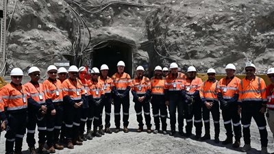 رئيس الوزراء يتفقد أعمال منجم السكرى ومحطة توليد الكهرباء بالطاقة الشمسية  