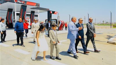 بالصور: موافي يجري جولة شاملة  ويتفقد مواقع ومحطات النيل