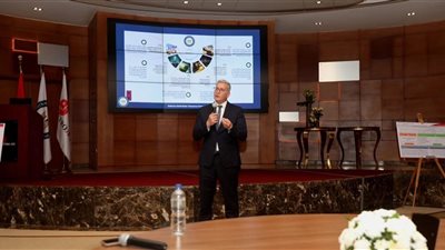 وزير البترول يتفقد ورشة عمل تفاعلية ضمن برنامج “Believers Build Better Tomorrow Program” لشركة بتروجت 