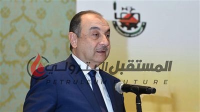 الشيمي يكرم رئيسا شركتي إنبي وصان مصر خالد إبراهيم ومحسن قطب 