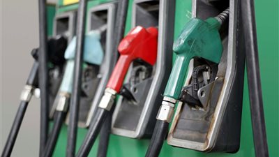 عاجل .. تحريك أسعار المنتجات البترولية مع تثبيت الأسعار لعام كامل كحد أدني