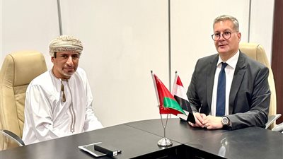 وزير البترول يبحث مع نظيره العمانى زيادة حجم اعمال الشركات المصرية في السوق العمانية