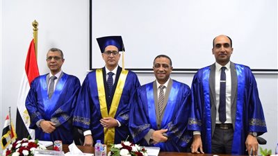 مجدي محمود يحصل علي درجة الدكتوراة في الإدارة