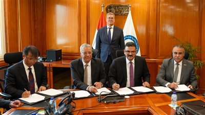 وزير البترول يشهد توقيع مذكرة تفاهم مع 