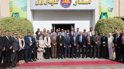 قيادات البترول في ملتقى منار مصر للبترول لدعم منظومة السلامة المهنية