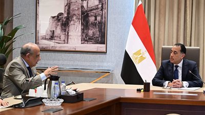 رئيس الوزراء يتابع مع وزير الكهرباء مستجدات عمل عدد من الملفات والموضوعات