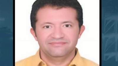 وزير البترول ينعي الشهيد حسام صادق خليفة