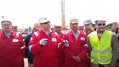 رئيس  PMS  يتفقد ورش التصنيع بالمعدية ويؤكد: السلامة أولًا وتطبيق صارم لسياسة توقّف الأعمال