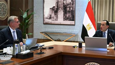 البدء في إجراءات قيد 10 شركات بترول في البورصة المصرية