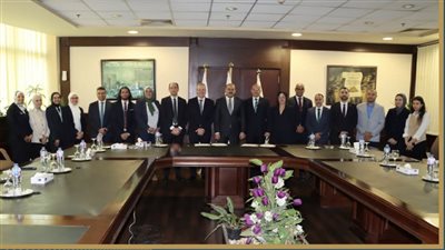المصرية لوقود الطيران المستدام توقع عقد الرخصة التكنولوجية لإنتاج وقود الطائرات المستدام مع هانيويل مصر