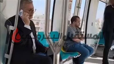 مجرد رأي: هل يركب الوزراء المونوريل ويستغنون عن المواكب؟