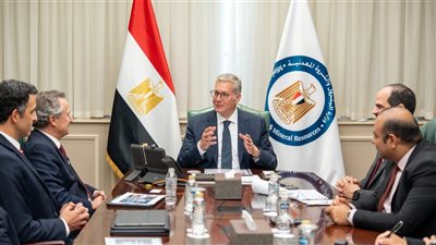 وزير البترول يتابع تسريع استكمال اتفاقيات ربط حقل أفروديت القبرصي بمصر