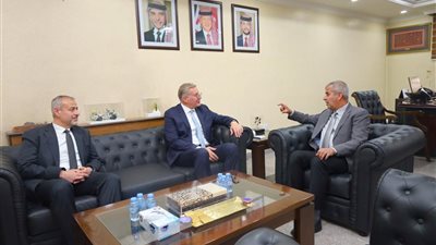  وزير البترول يبحث مع نظيره الأردني تعزيز التكامل في الطاقة والتعدين وفتح آفاق جديدة للشراكات