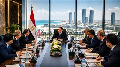 قيادات البترول تنتقل للعلمين واجتماعات مكثفة لمتابعة ملفات القطاع