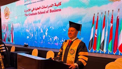 الأكاديمية العربية تمنح عدنان طاهر درجة الدكتوراه في الإدارة الاستراتيجية