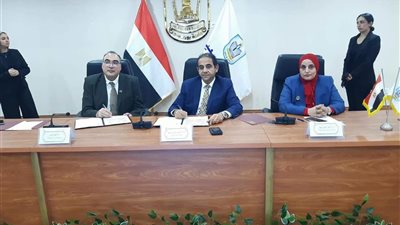 بتروبل تدعم التعاون بين جامعتي بورسعيد والسويدي في التدريب والمنح الدراسية