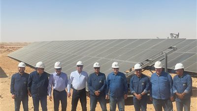 شركة الحمرا أويل تفتتح محطة للطاقة الشمسية بحقل يدما بقدرة 150 كيلووات.