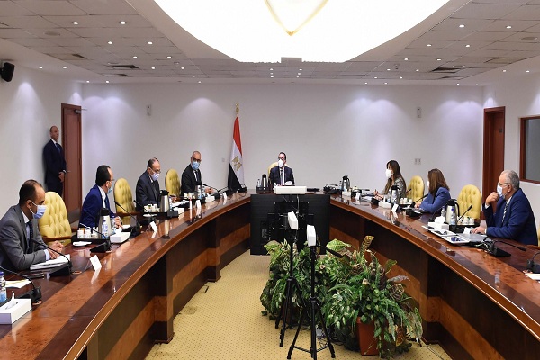 رئيس الوزراء يتابع تنفيذ تكليفات الرئيس بتوفير 250 ألف وحدة إسكان اجتماعي ومشروع "سكن كل المصريين"