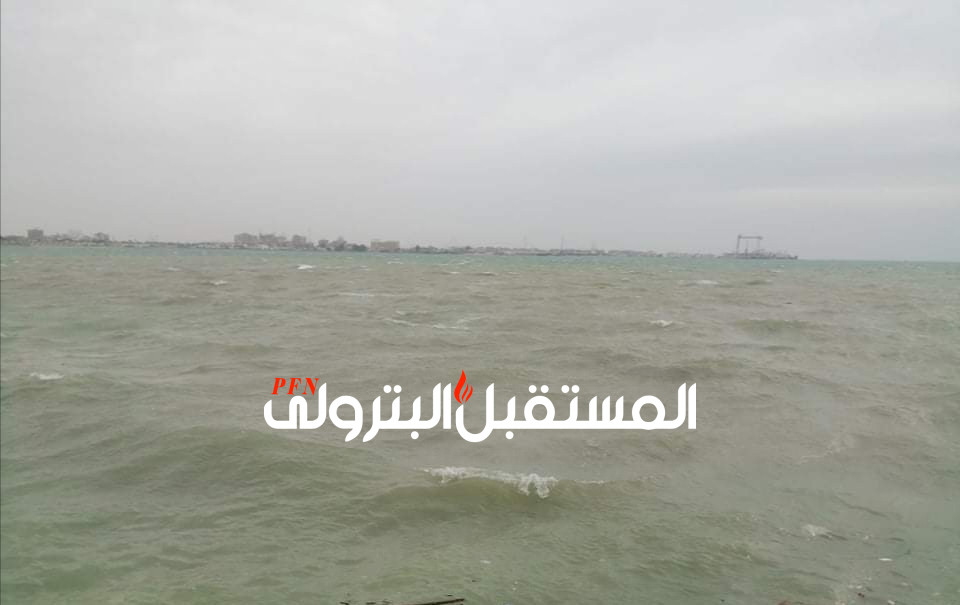 إغلاق ميناء الزيتيات و موانئ السويس بسبب نشاط الرياح