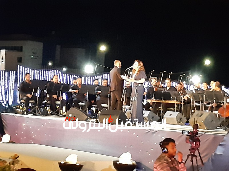 ريهام عبد الحكيم تحيى ختام مهرجان السويس للموسيقى والغناء