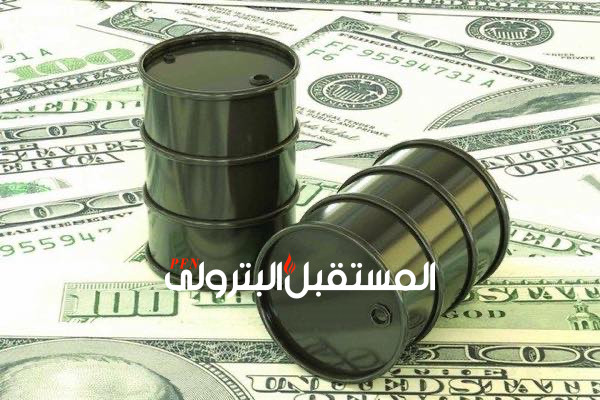 النفط ينخفض دولارين بفعل مخاوف من تباطؤ الاقتصاد العالمي