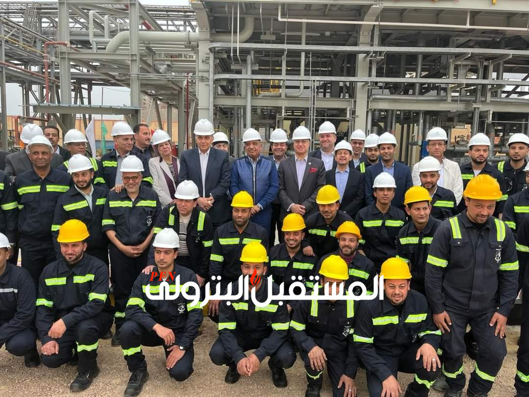 وزير قطاع الأعمال العام يفتتح المشروعات الجديدة بشركة مصر لصناعة الكيماويات