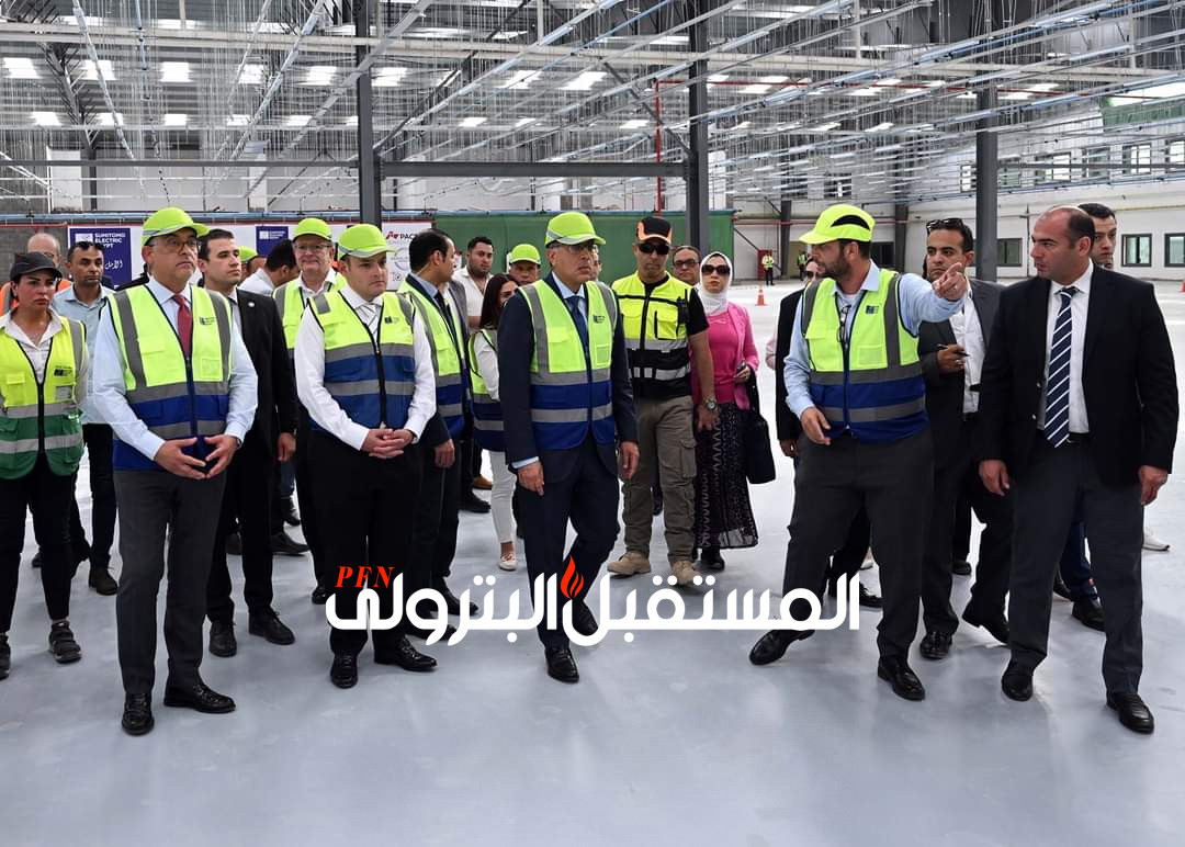 رئيس الوزراء يتفقد الأعمال الإنشائية لأكبر مصنع لـ "سوميتومو" اليابانية على مستوى العالم بمدينة العاشر من رمضان