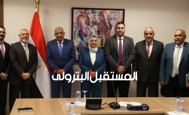 ‏"AMEA POWER" الإماراتية: تنفيذ مشروعات لتوليد 2500 ميجاوات طاقة متجددة في مصر